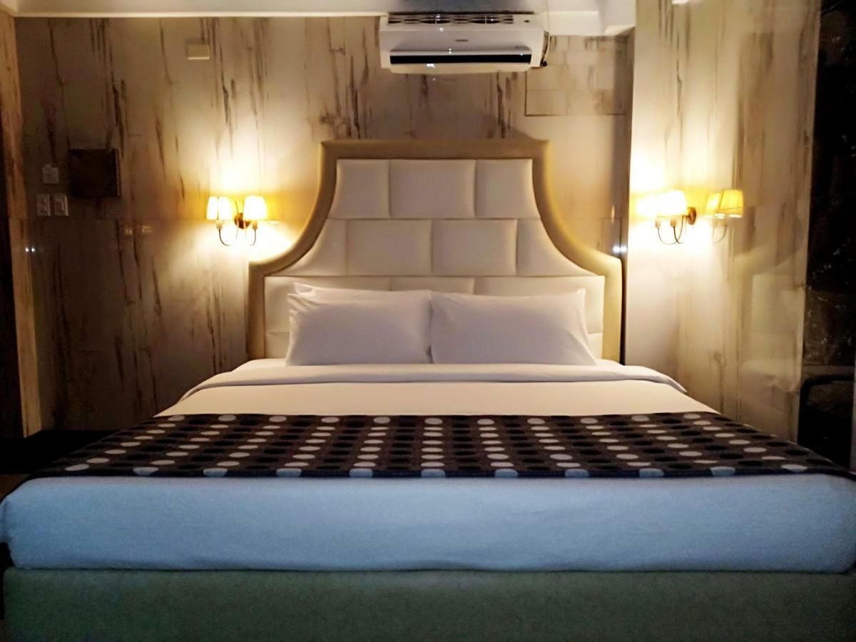 Belgian Suites 마닐라 외부 사진